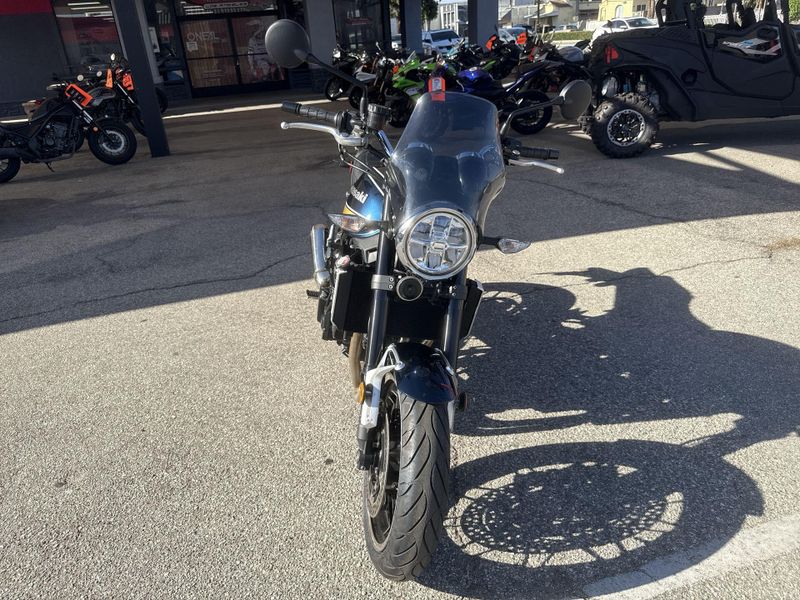 Used 2022 Kawasaki Z900RS ABS Image 11