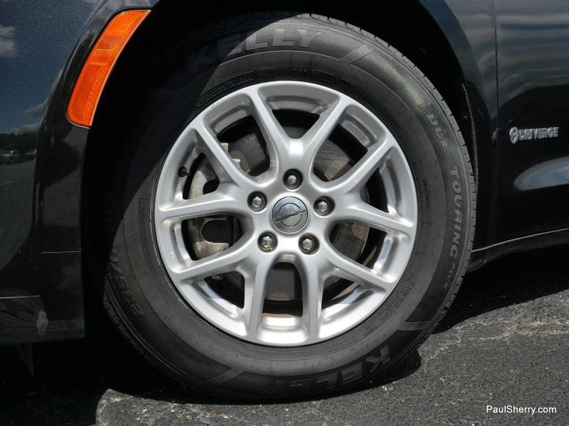 Used 2023 Chrysler Voyager LX