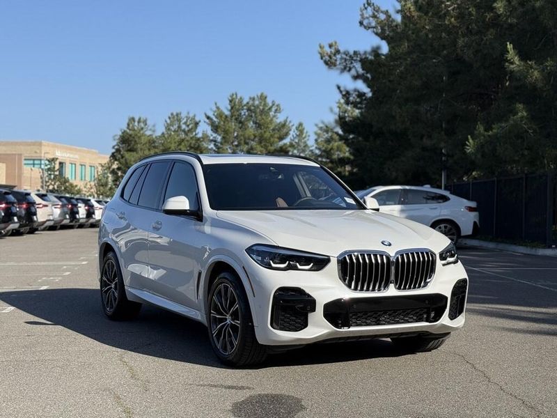 2022 BMW X5 xDrive40iImage 4