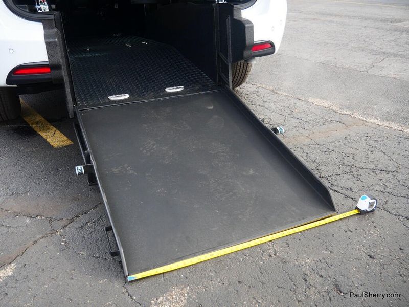 New 2026 Chrysler Voyager LX