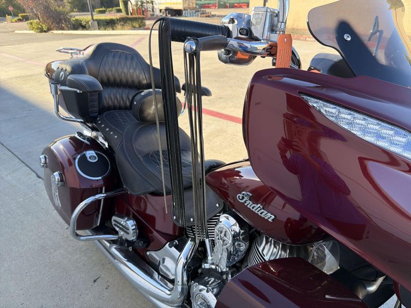 Used 2017 Indian Motorcycle Roadmaster Image 28
