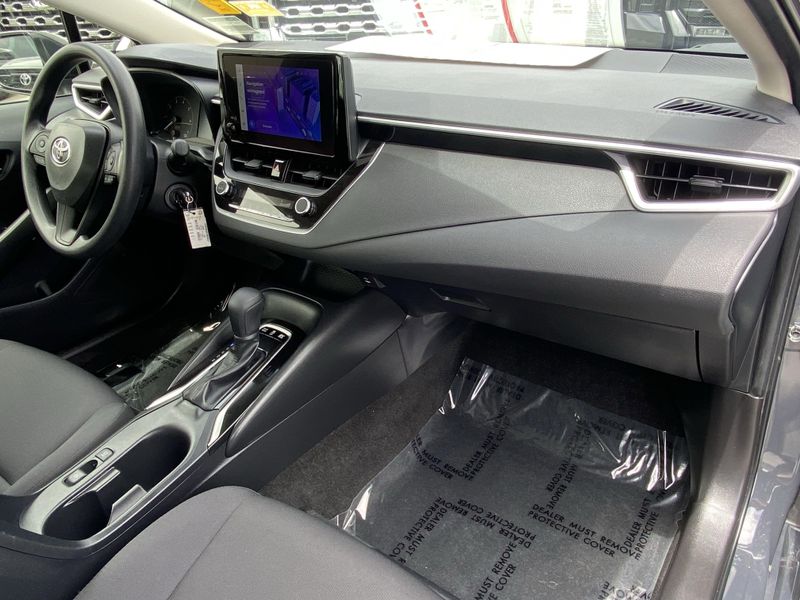 Used 2023 Toyota Corolla LEImage 9