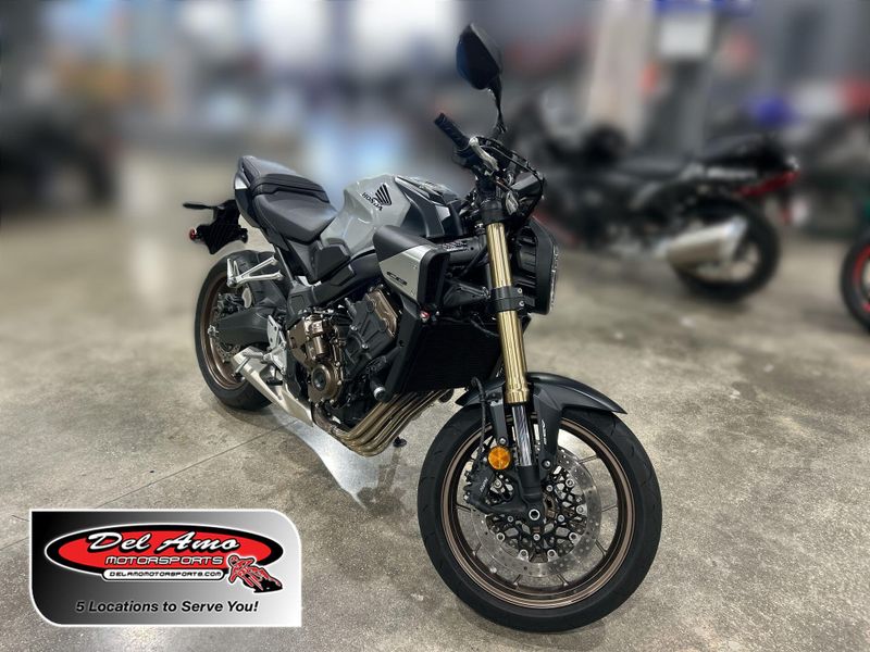 Used 2024 Honda CB650R 