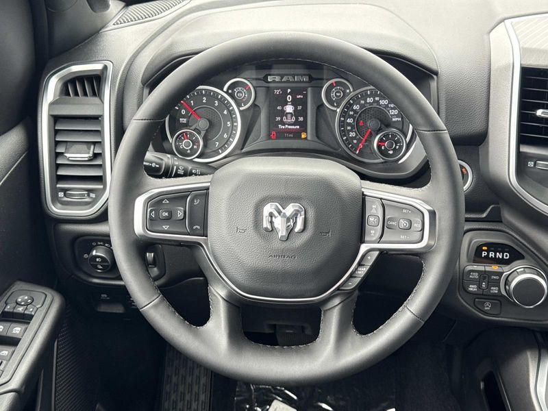 New 2026 RAM 1500 Big Horn Crew Cab 4x4 5'7' Box