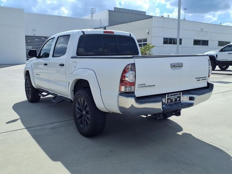 Used 2014 Toyota Tacoma PreRunnerImage 10