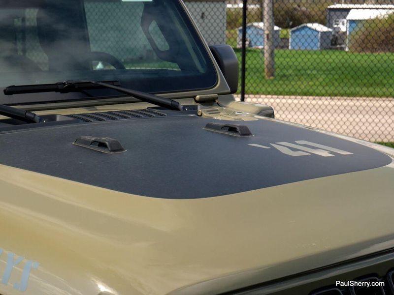 2025 Jeep Wrangler 4-door Willys 