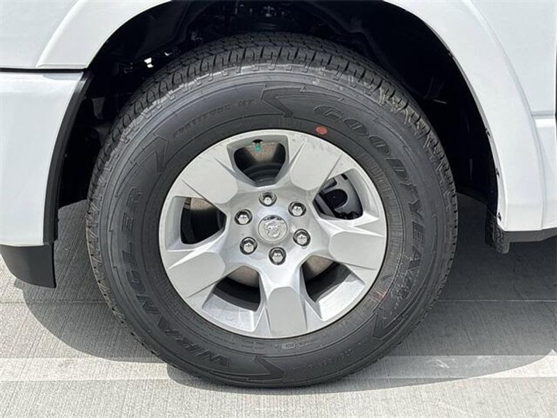 2025 RAM 1500 Big Horn Crew Cab 4x4 5