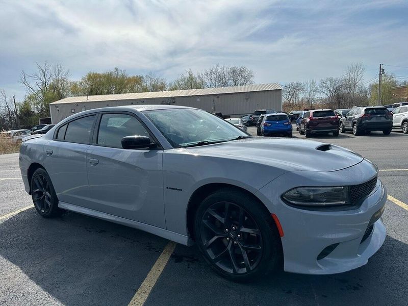 2022 Dodge Charger R/TImage 1