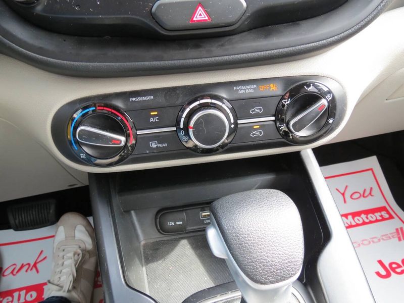 2023 Kia Soul LX 4dr CrossoverImage 18