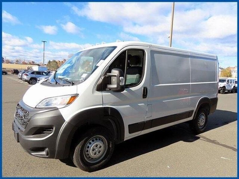 2025 RAM ProMaster BaseImage 1