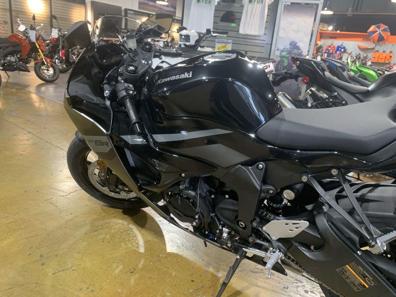 New 2026 Kawasaki NINJA ZX-6R ABS Image 11