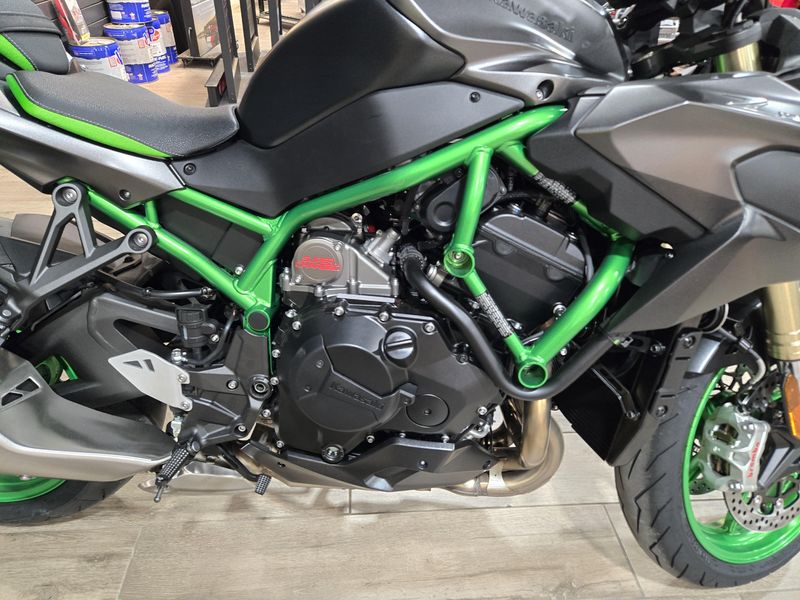 NEW 2026 KAWASAKI Z900 SE ABS Image 3
