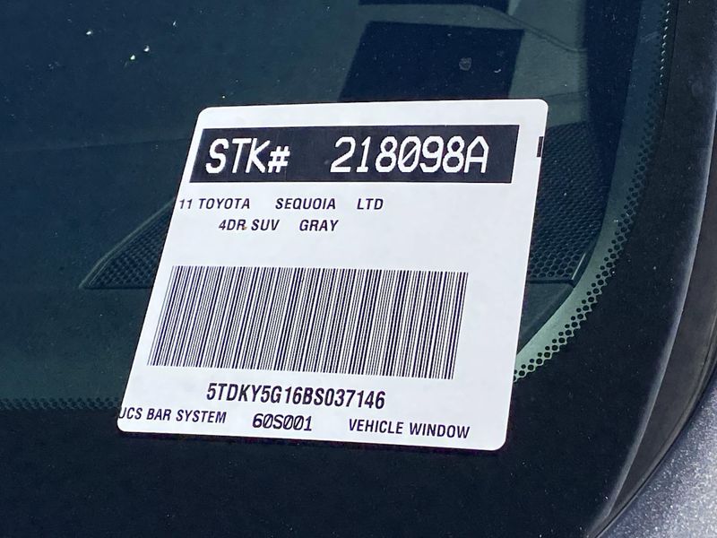 Used 2011 Toyota Sequoia LtdImage 33