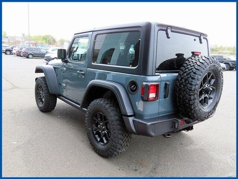 2025 Jeep Wrangler WillysImage 5