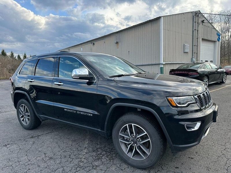 2022 Jeep Grand Cherokee WK LimitedImage 1