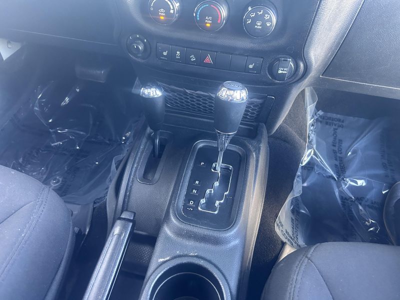 2017 Jeep Wrangler Unlimited SportImage 20