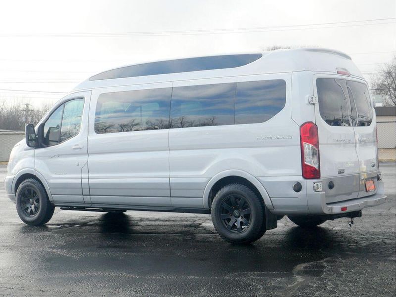 2019 Ford Transit-150 Image 12