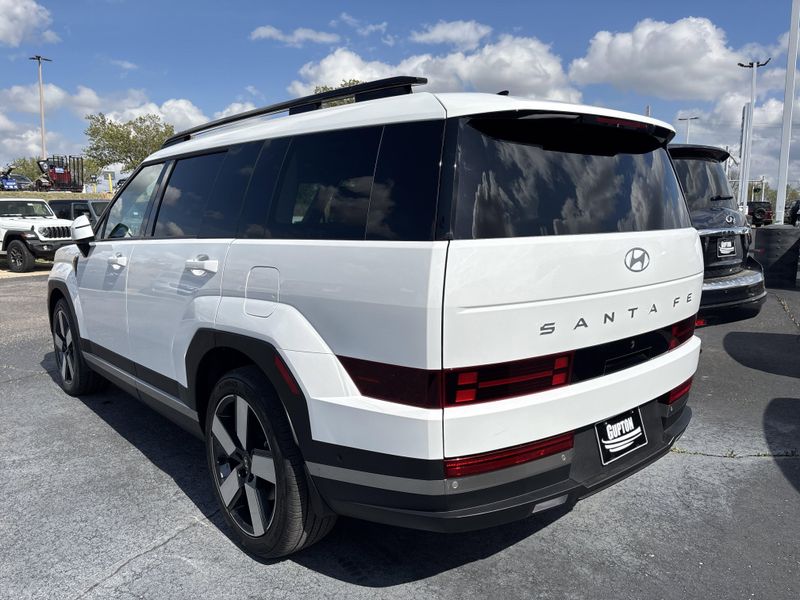 Used 2024 Hyundai Santa Fe LimitedImage 16