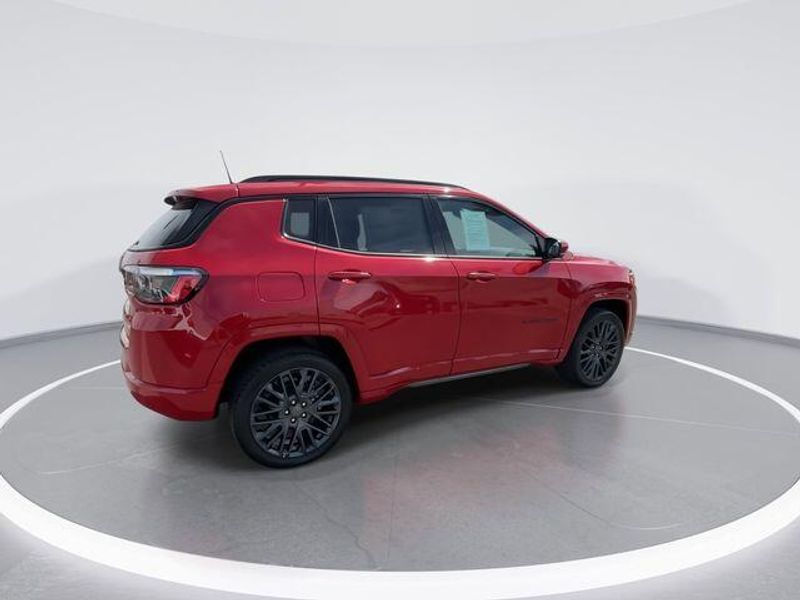 Used 2023 Jeep Compass (Red) EditionImage 8