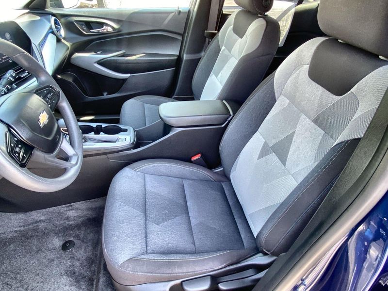 Used 2024 Chevrolet Trax LSImage 18