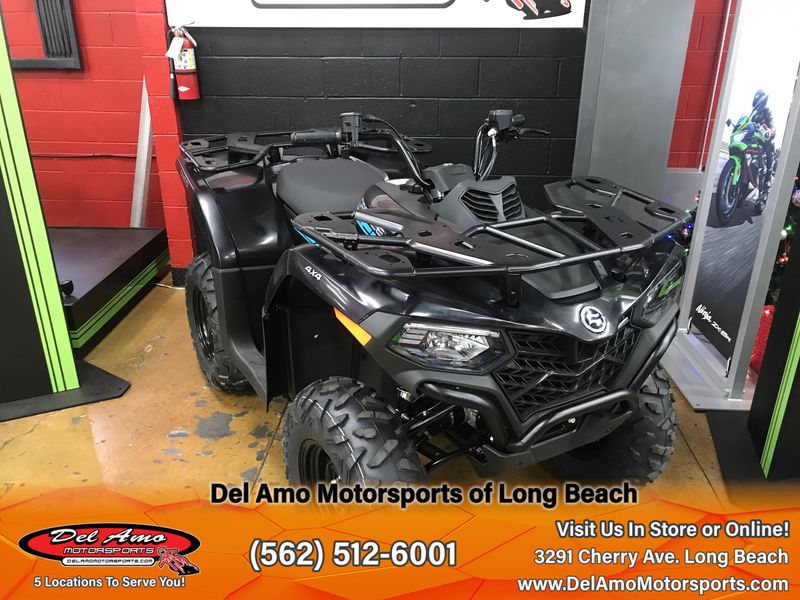 2024 CFMOTO CF400AU-6S  in a JET BLACK exterior color. Del Amo Motorsports of Long Beach (562) 362-3160 delamomotorsports.com 