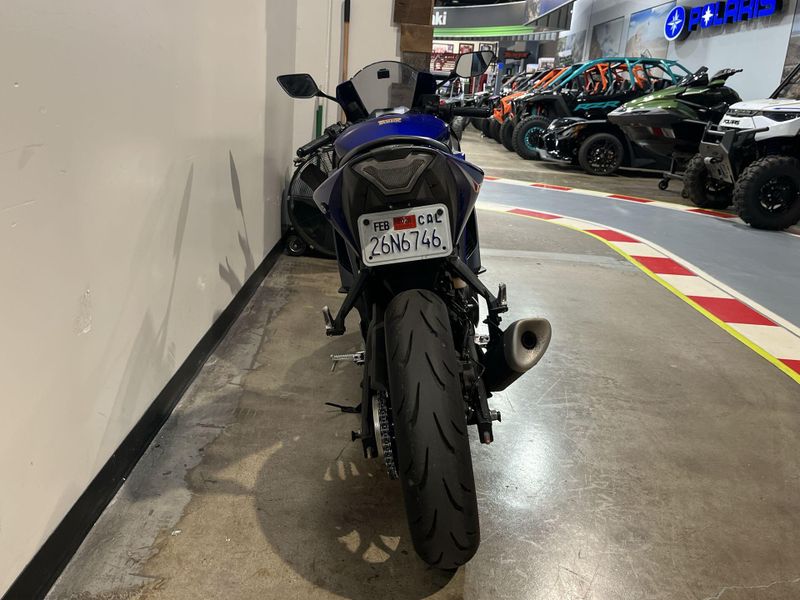 2024 Yamaha YZF-R3 ABS Image 15