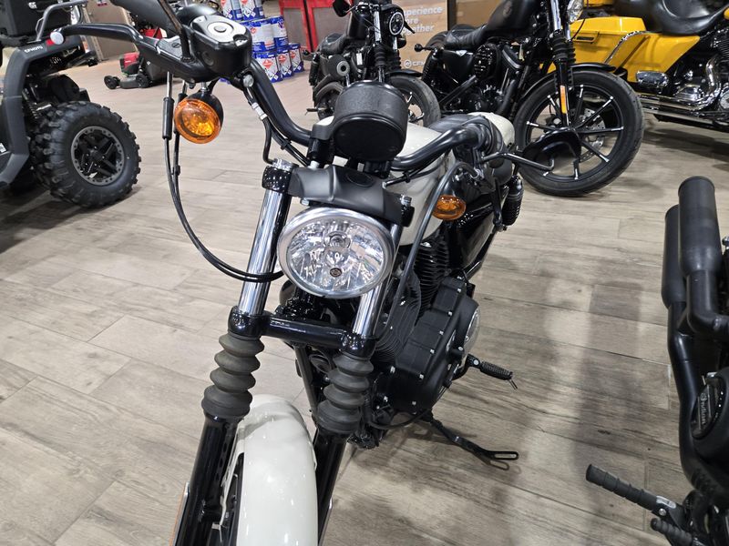 USED 2022 HARLEY SPORTSTER IRON 883 Image 8