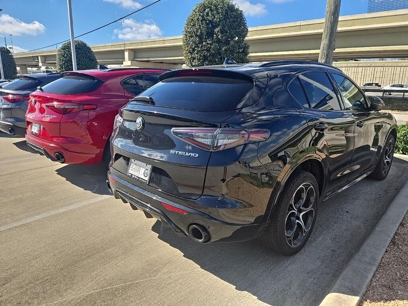 2024 Alfa Romeo Stelvio Tributo Italiano photo 3