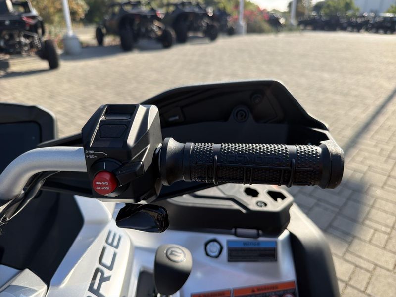 New 2027 CFMOTO CFORCE 1000 TOURING Image 24