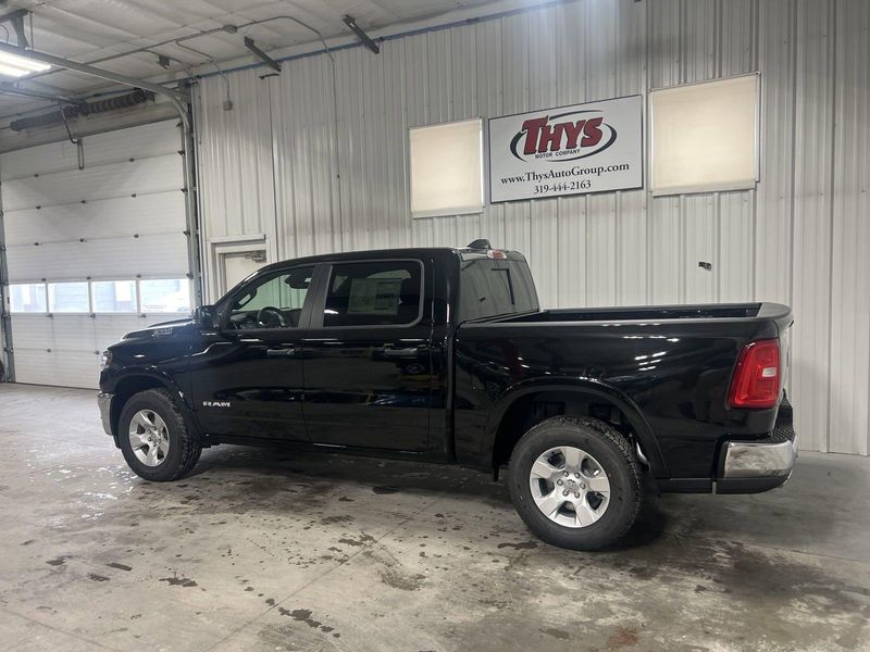 2025 RAM 1500 Big Horn Crew Cab 4x4 5