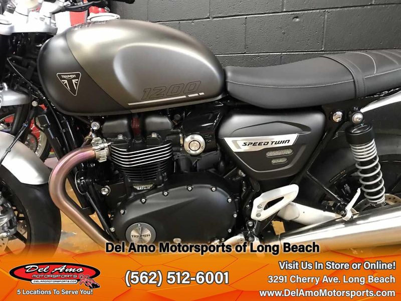 2024 Triumph SPEED TWIN 1200  in a MATTE IRONSTONE/MATTE STORM GREY exterior color. Del Amo Motorsports of Long Beach (562) 362-3160 delamomotorsports.com 