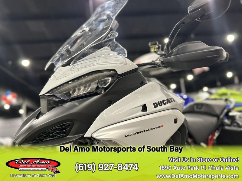 2024 Ducati MULTISTRADA V4 S TRAVEL & RADAR SPOKED WHEELS Image 12