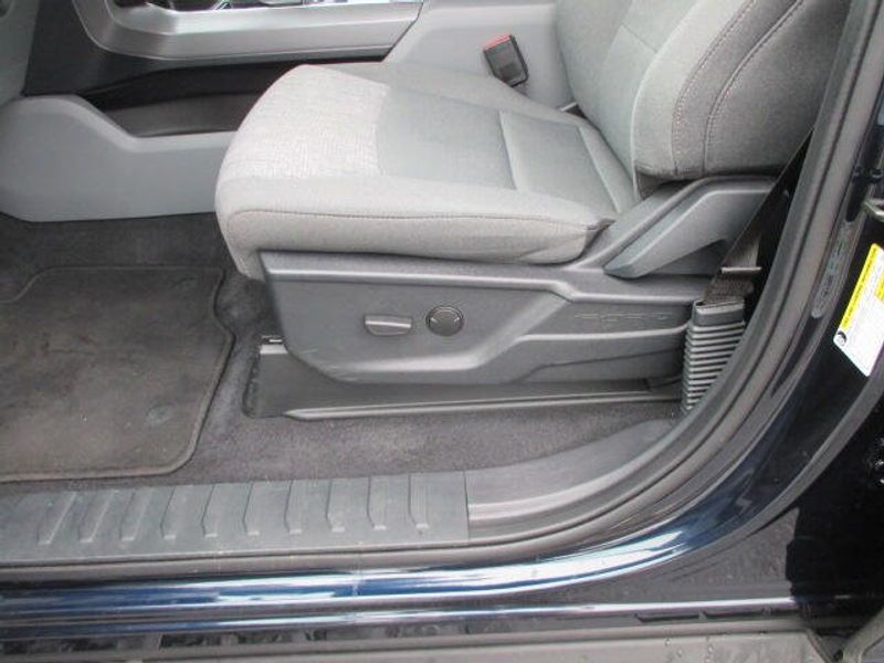 Used 2023 Ford F-150 Lightning XLImage 18