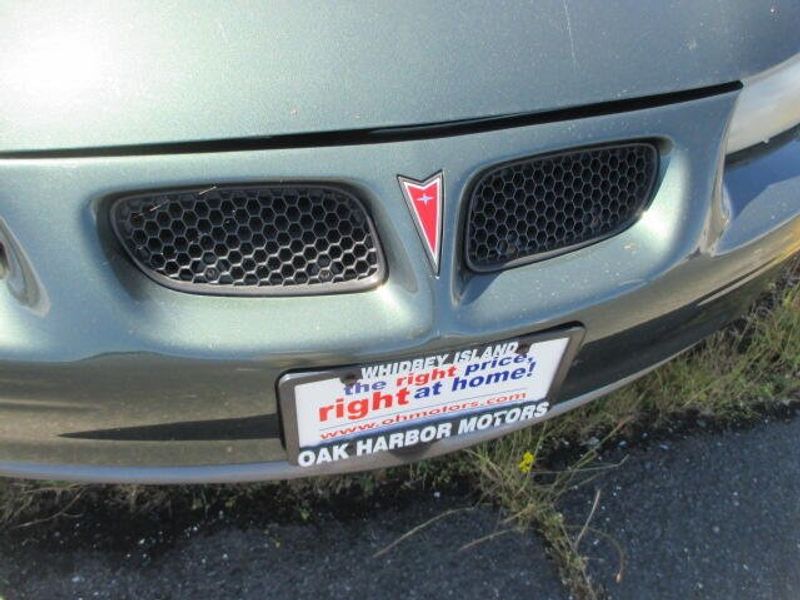 Used 2001 Pontiac Grand Prix GTImage 3