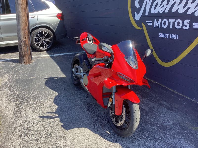 New 2026 Ducati Panigale V4 