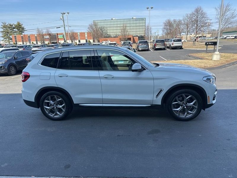 2021 BMW X3 xDrive30iImage 5