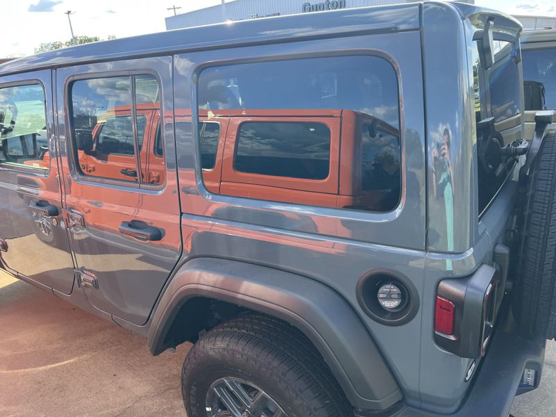 New 2025 Jeep Wrangler 4-door Sport SImage 10