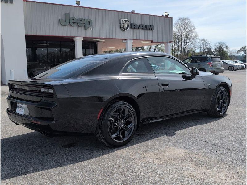 New 2026 Dodge Charger R/T Plus 2-door AwdImage 5