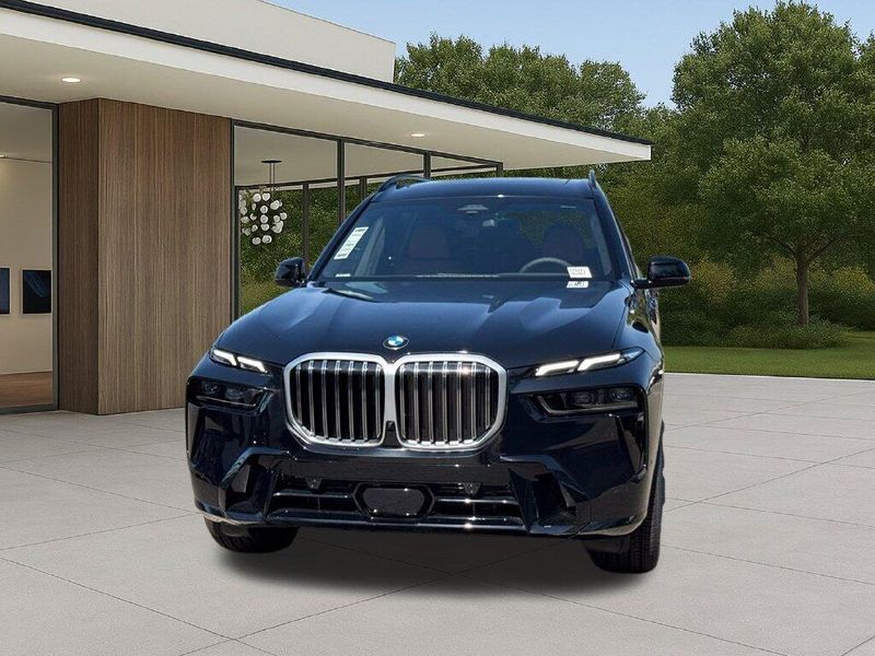 New 2027 BMW X7 xDrive40iImage 3