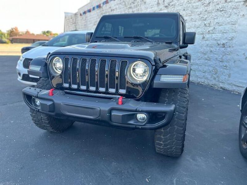 Used 2018 Jeep Wrangler Unlimited RubiconImage 2