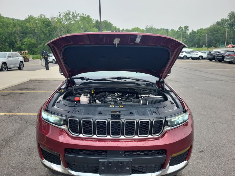 Used 2021 Jeep Grand Cherokee L LimitedImage 24