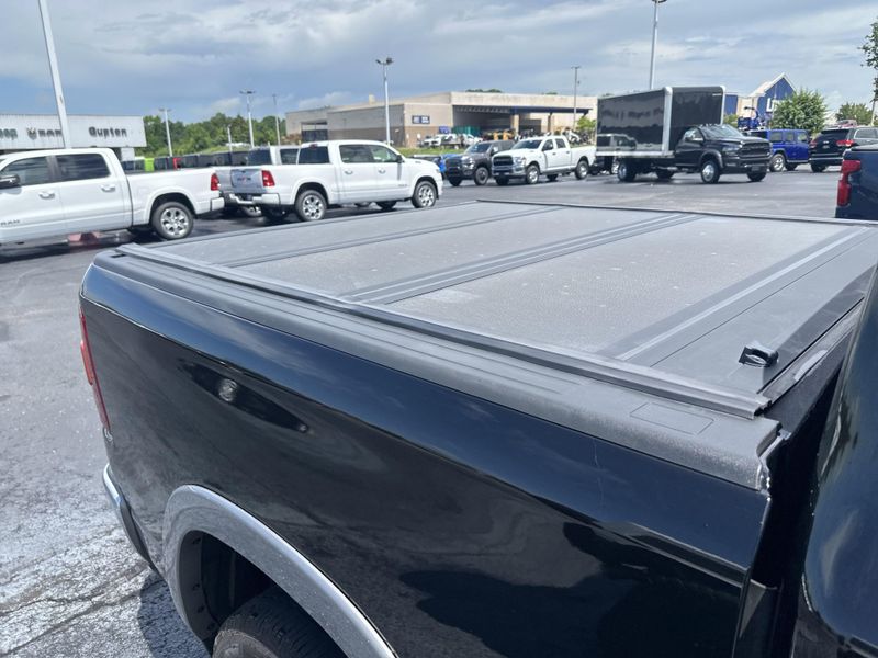 2019 RAM 1500 LaramieImage 7