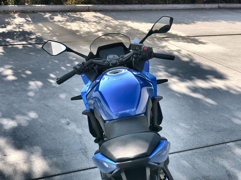 New 2026 Suzuki GSX-8R Image 25