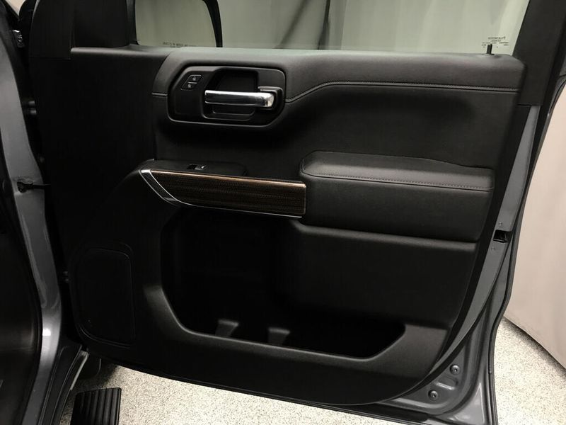 Used 2020 Chevrolet Silverado 1500 RSTImage 15