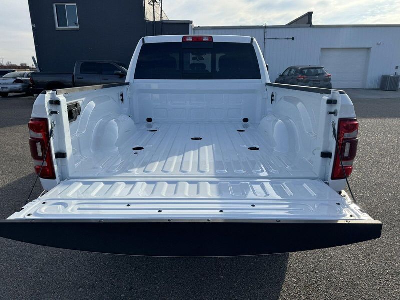 2024 RAM 2500 TradesmanImage 9