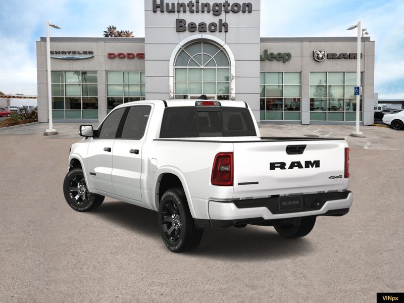 2025 RAM 1500 Big Horn Crew Cab 4x4Image 5