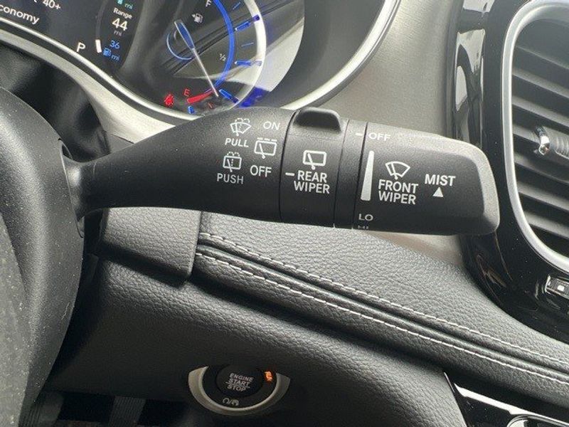2023 Chrysler Pacifica Plug-in Hybrid LimitedImage 66