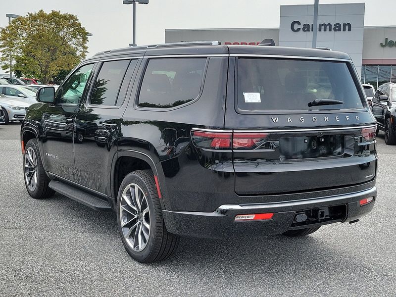 2024 Jeep Wagoneer Series II photo 3