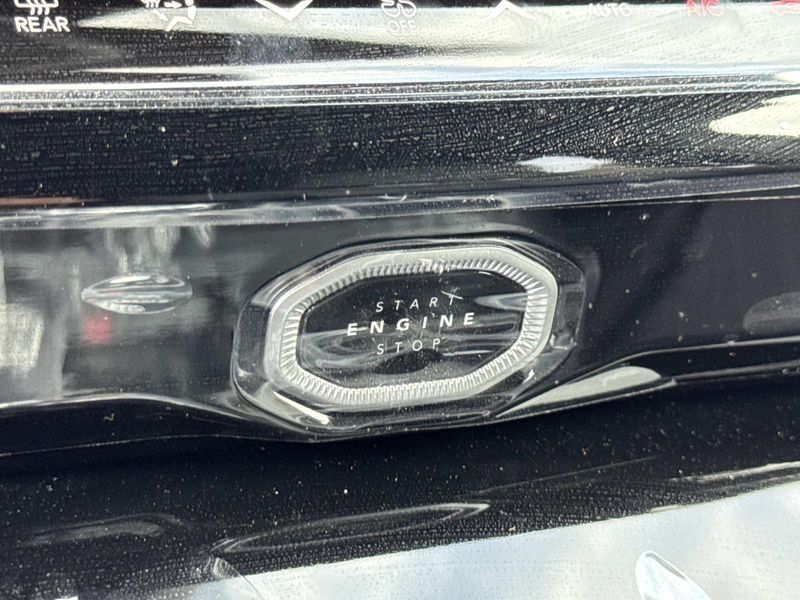 New 2026 Jeep Grand Cherokee Limited 4x2