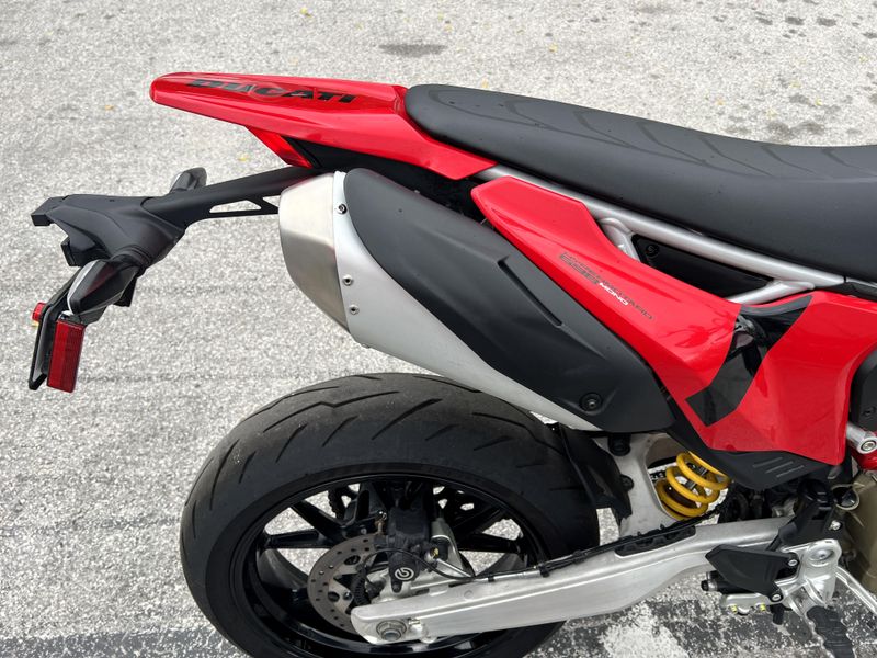 2024 Ducati Hypermotard